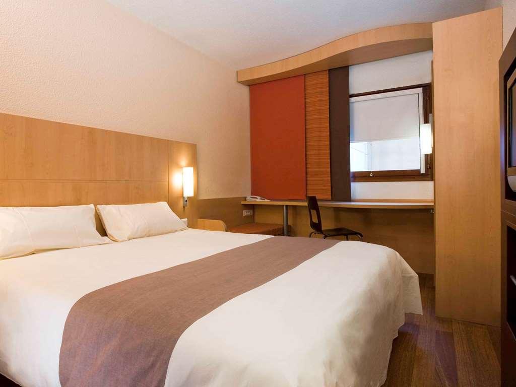 Ibis Styles Abidjan Plateau Hotell Rum bild