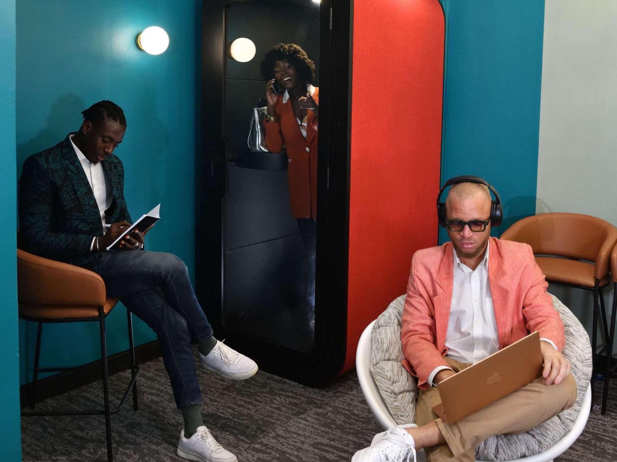 Ibis Styles Abidjan Plateau Hotell Exteriör bild